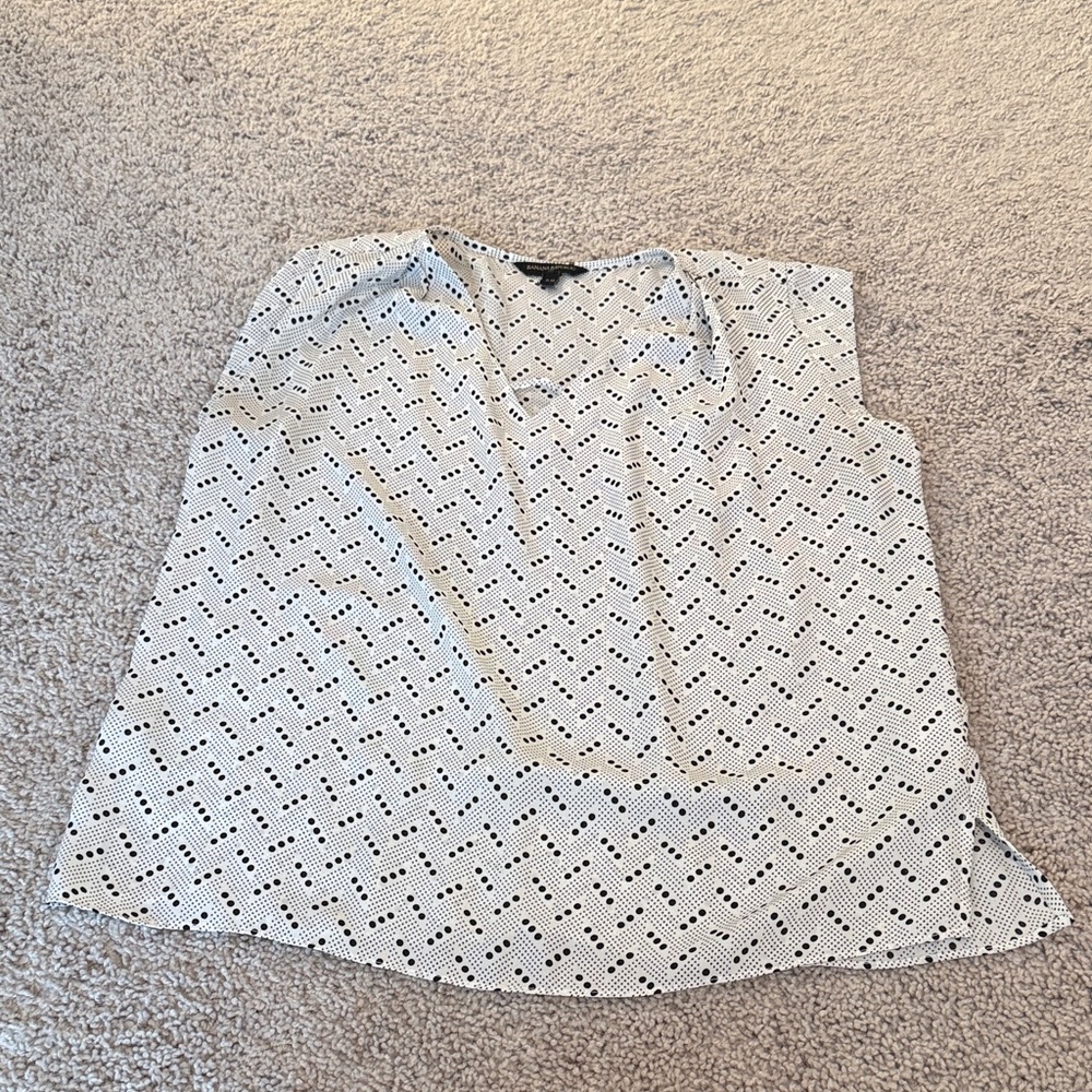 Banana Republic White and Black Chevron Dot Sleeveless Top